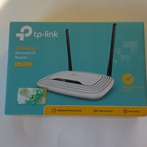 TP-Link White and Black Wireless Router, 300 Mbps Wireless Speed